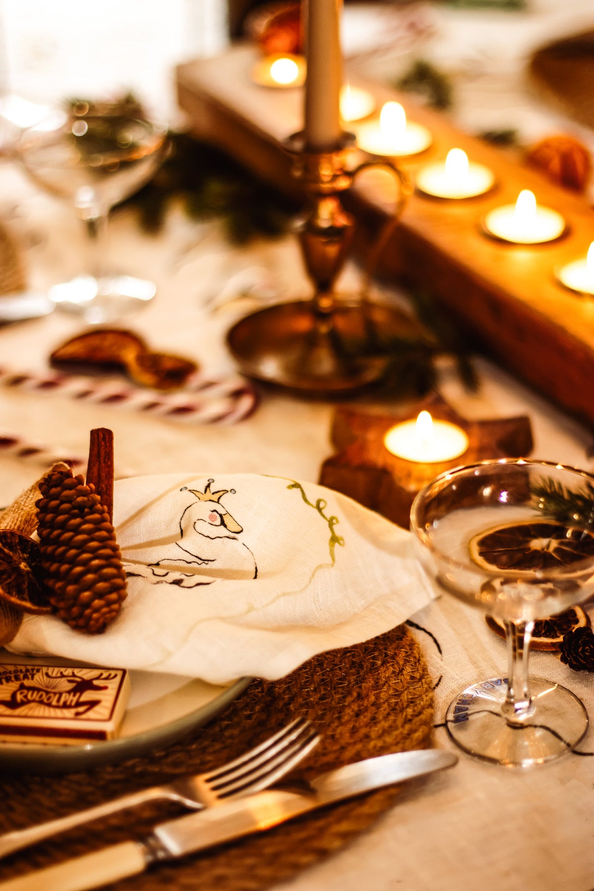 Swan Dinner Napkins Set of 2