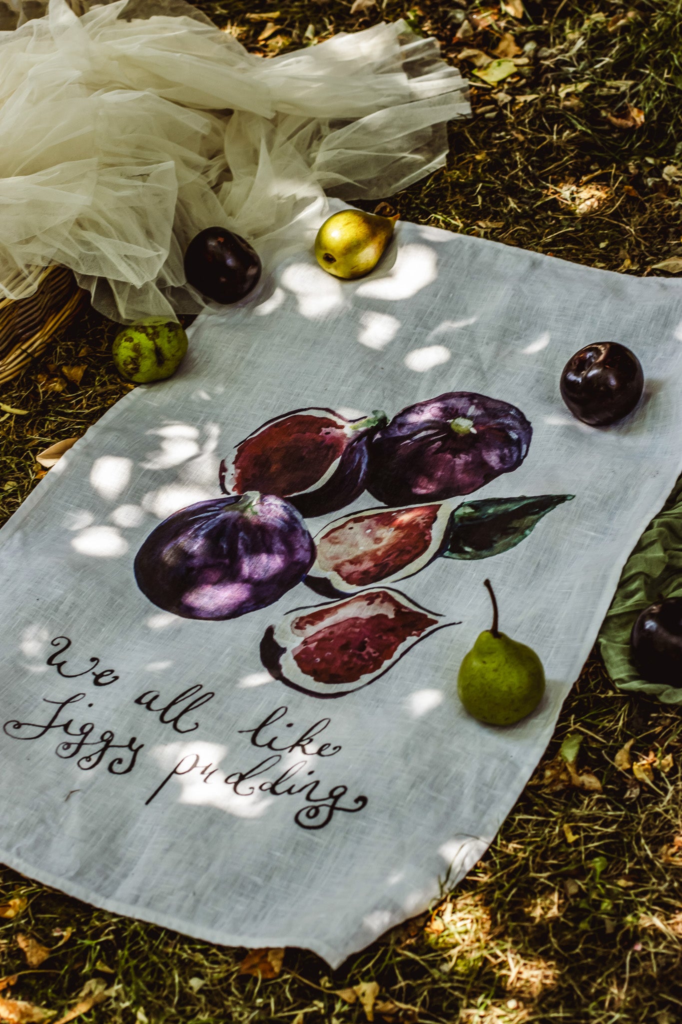 Figgy Pudding linen Kitchen Towel